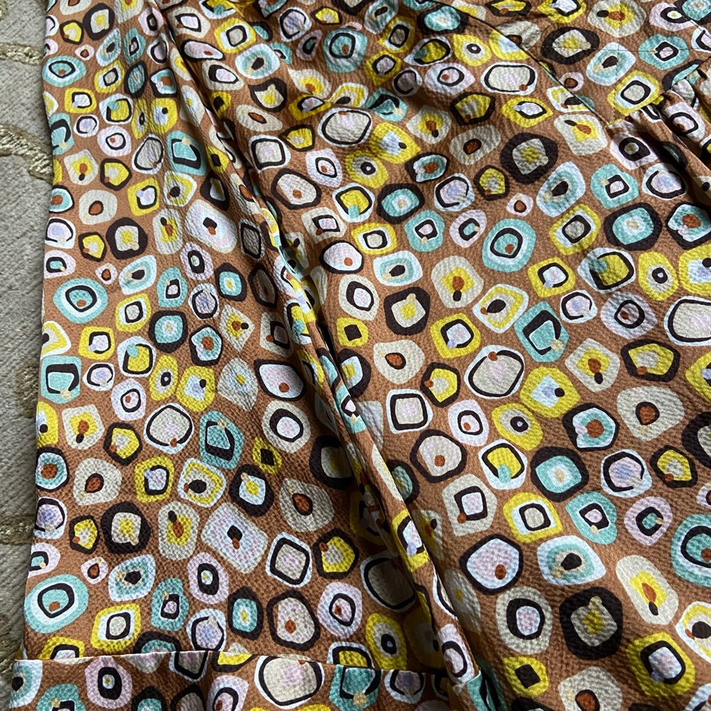 Colorful Geometric Patterned Blouse - image 4